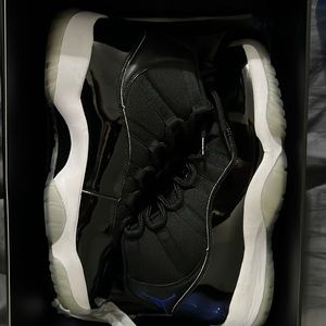 Air Jordan 11 Retro Space Jams 2016